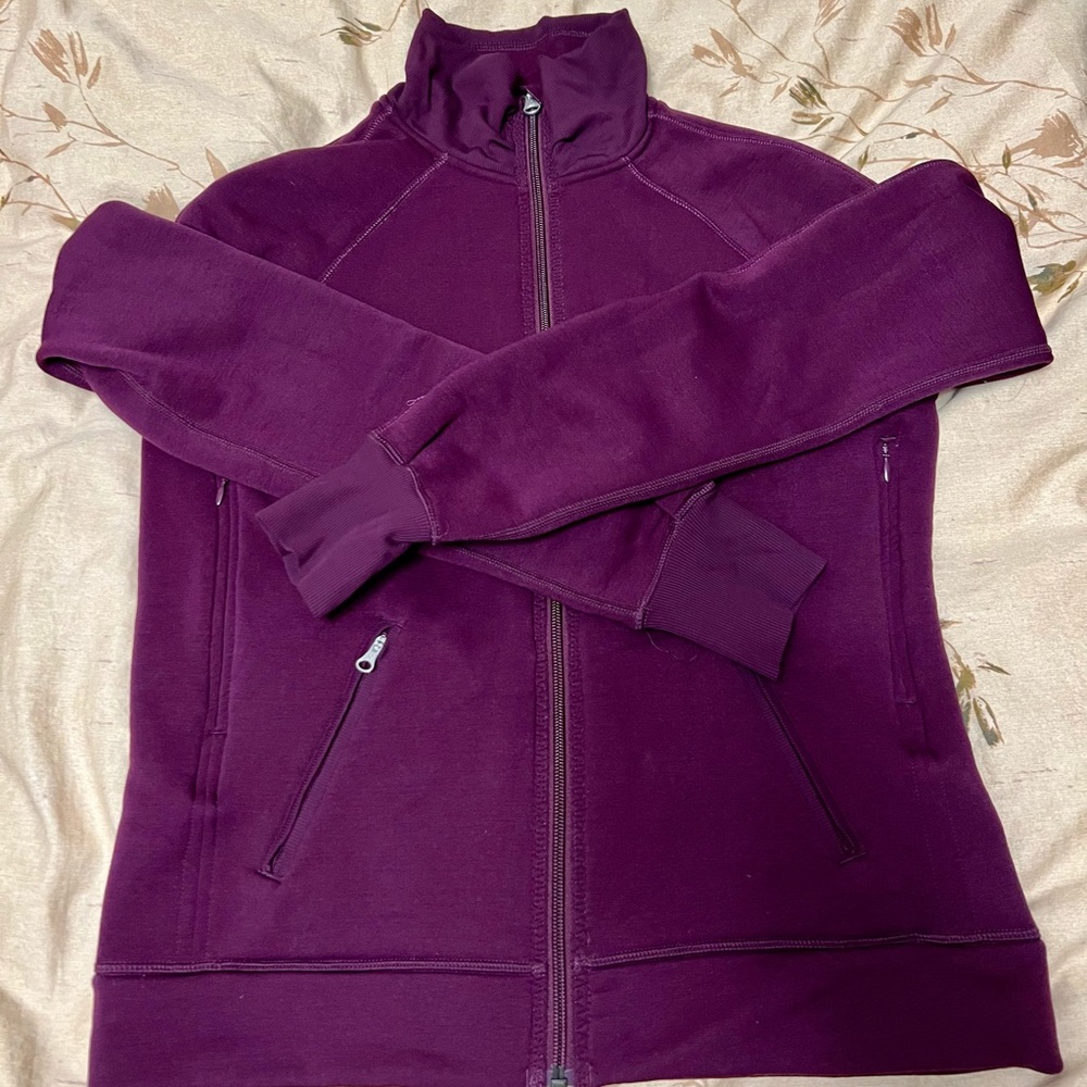 Purple Eggplant Lululemon sweatshirt. Excellent used condition